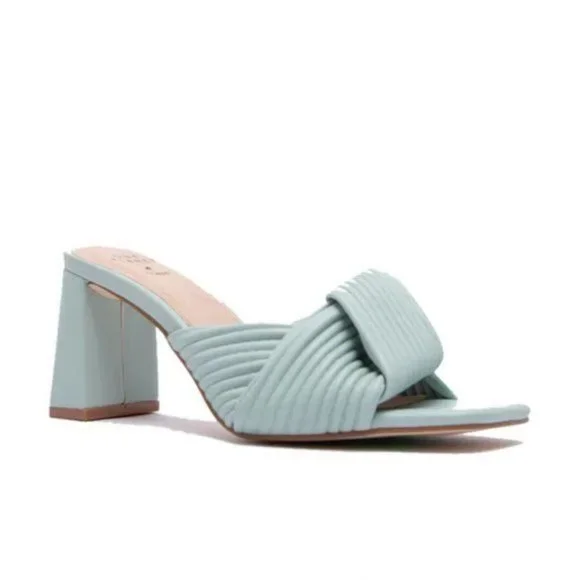 !! NEW !! Sustainable Square Toe Block Heel Mules in Mint Green - Picture 5 of 10